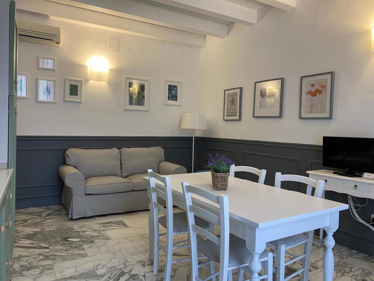 Aduepassi Apartments Manfredonia Eksteriør bilde